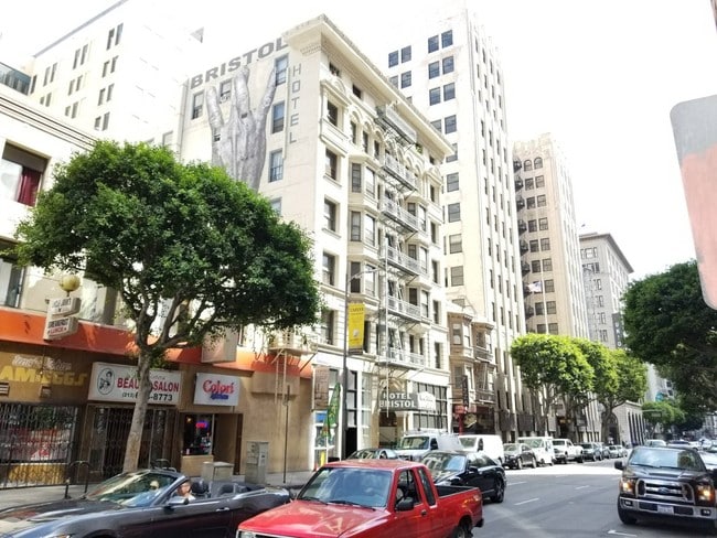 Photo - Bristol Apartments