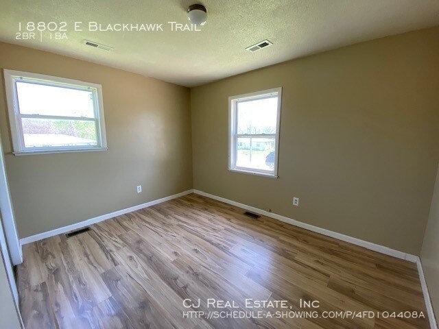 Photo - 18802 E Blackhawk Trl