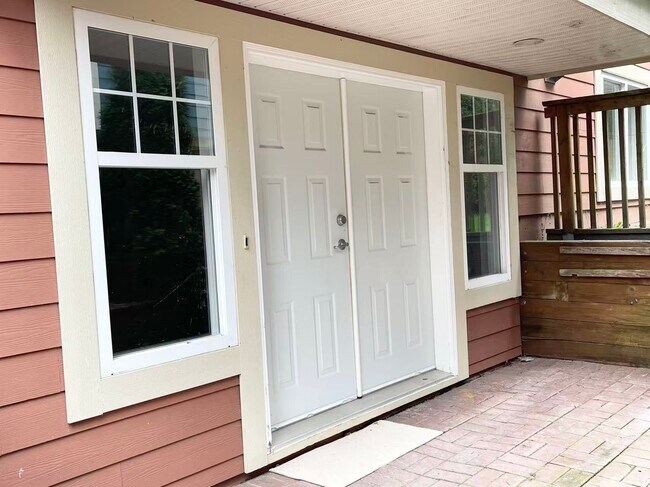 Photo - 16 Cliffwood Dr