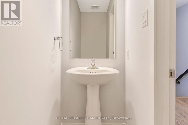 Photo - 722 Lillian Freiman Private