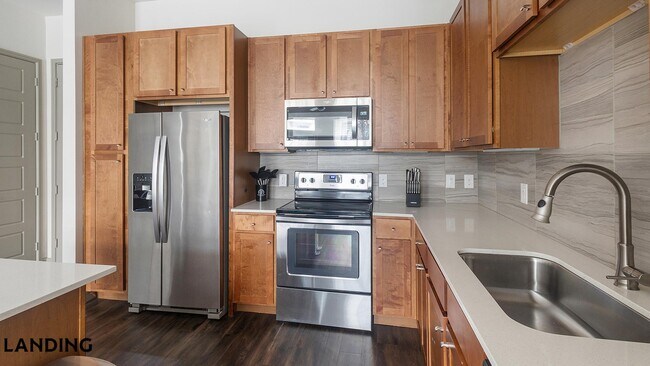 Photo - 1711 Caroline St Unit 238