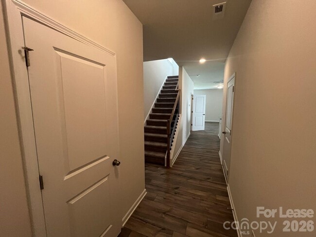 Photo - 1120 Langston Ln