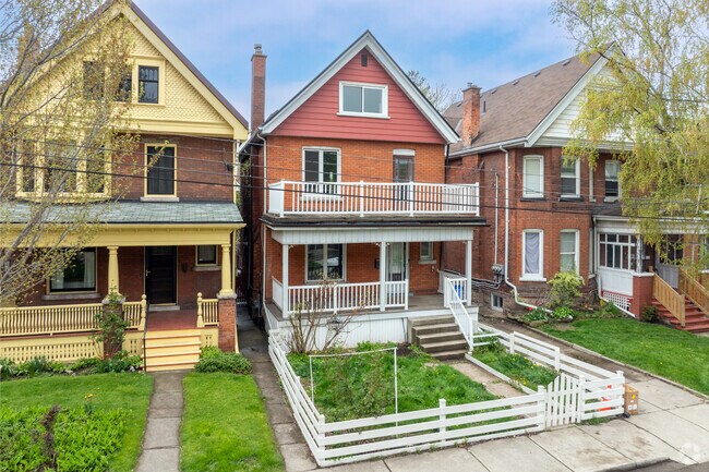 Building Photo - 62 Holton Avenue South Unit B-LOWER