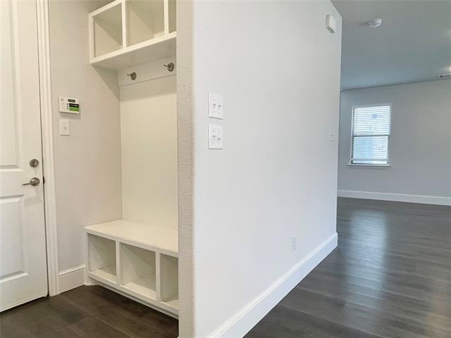 Photo - 2257 Washington Dr