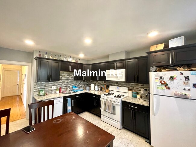 Photo - 15 Sewall St