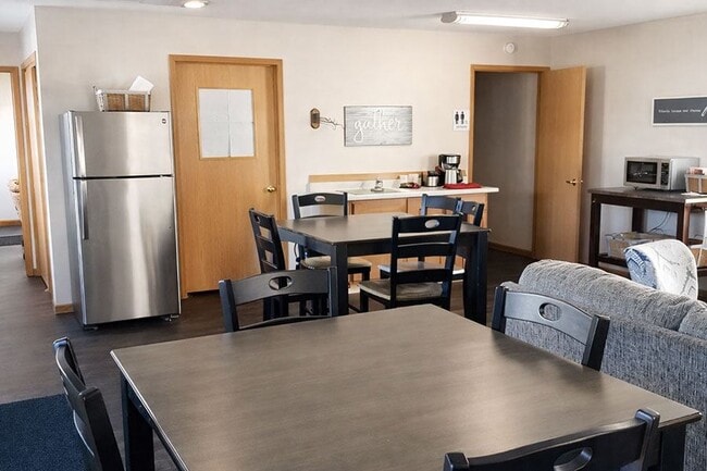SUNDANCE HAYS APARTMENTS