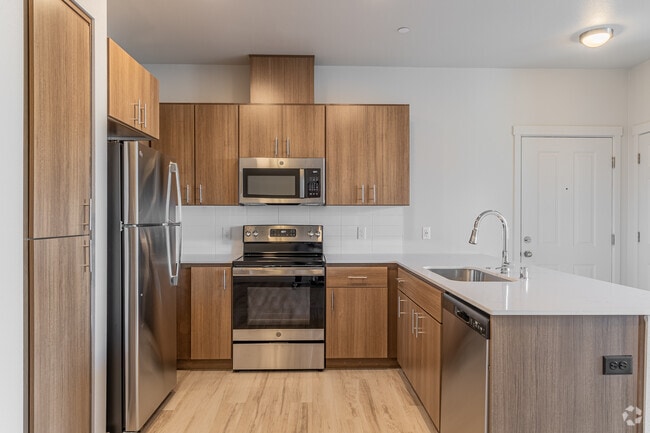 1BR, 1BA - 771SF