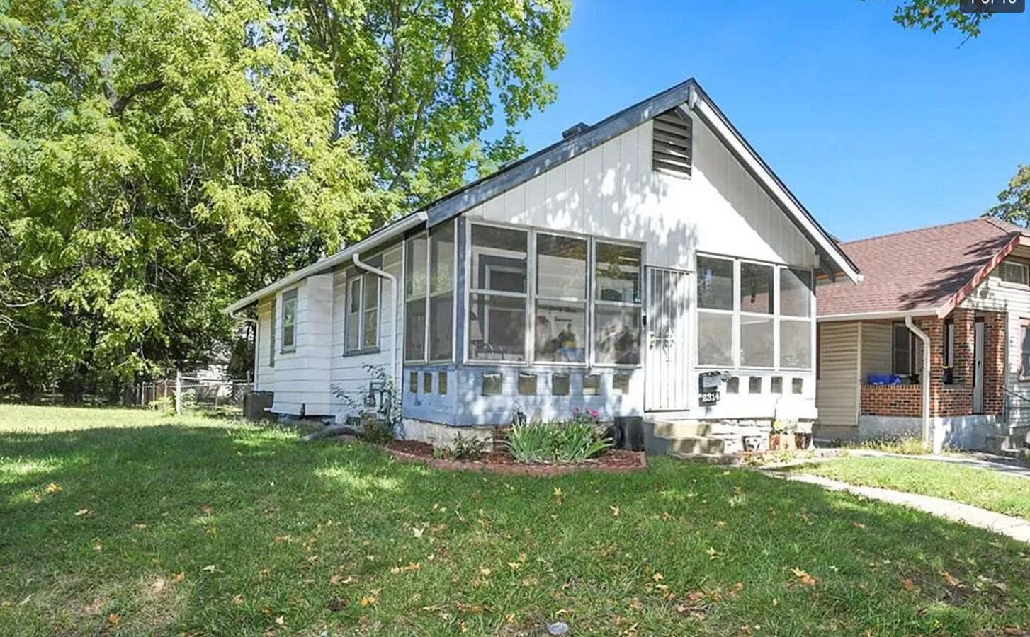 Photo - 2314 E 59th St