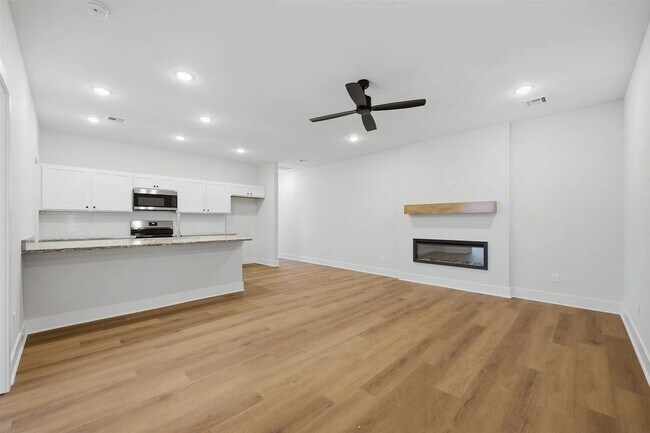 Photo - 119 Mendocino Ct