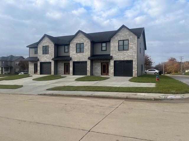 Building Photo - 6711 New Town Ave