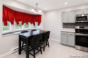 Photo - 7 Roundtree Ct