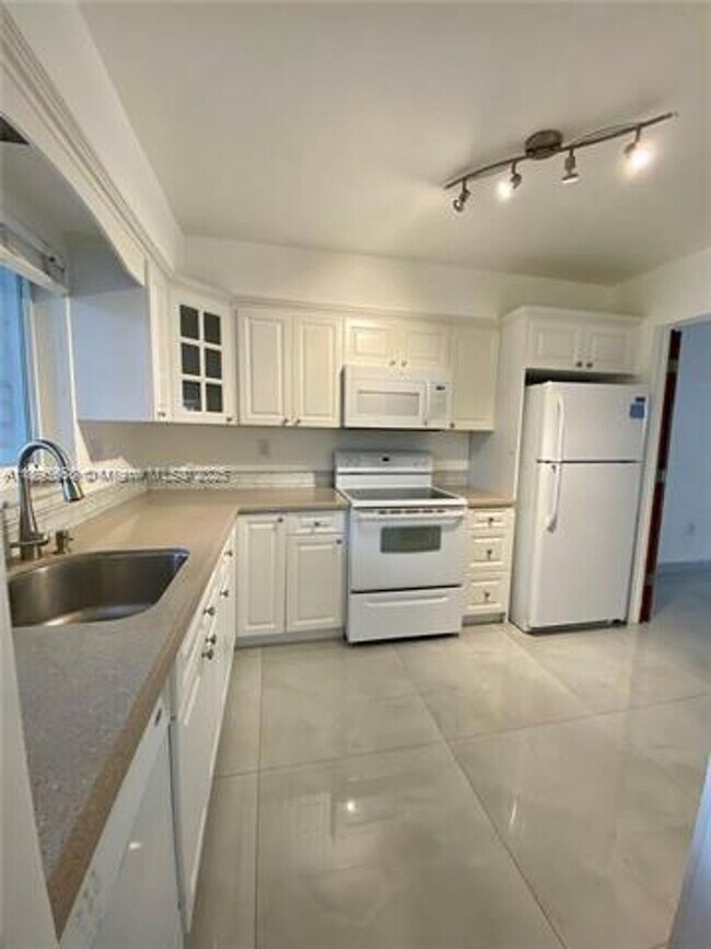 Photo - 2155 NE 122nd St Unit 2155 NE 122nd St  2155