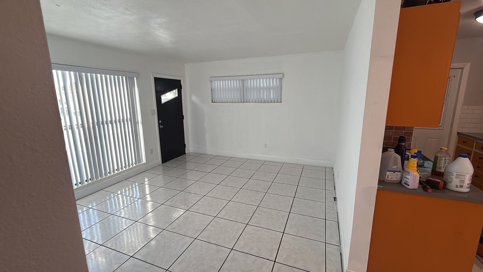 Photo - 1109 Willow Ln