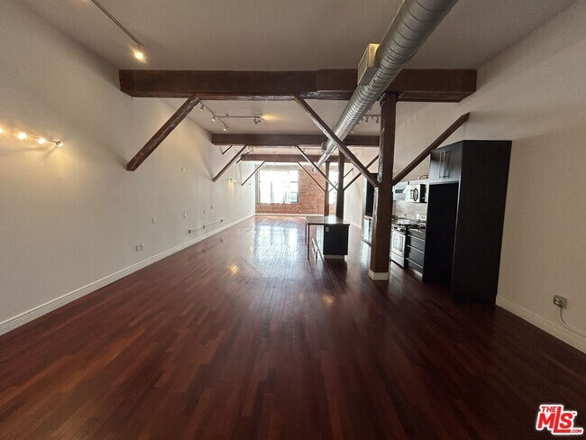 Photo - 652 Mateo St Unit 206