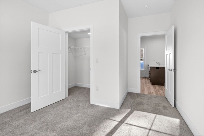 Photo - Hemlock Manor