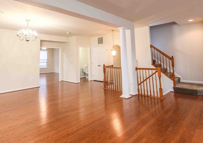 Photo - 2691 Sheffield Hill Way