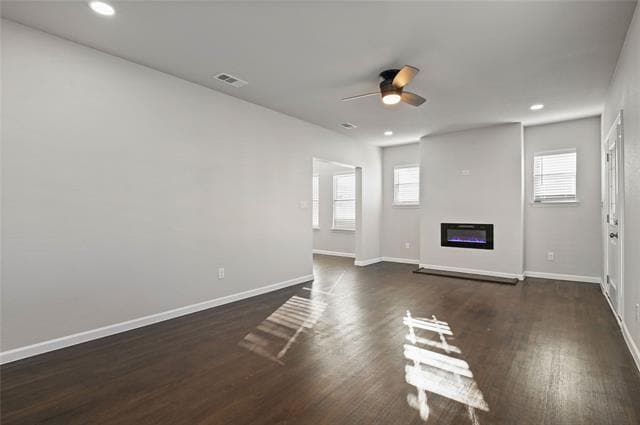 Photo - 820 W College St