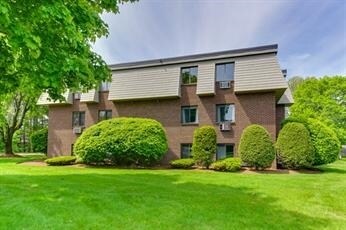 Photo - 13 Hallmark Gdns Unit 12