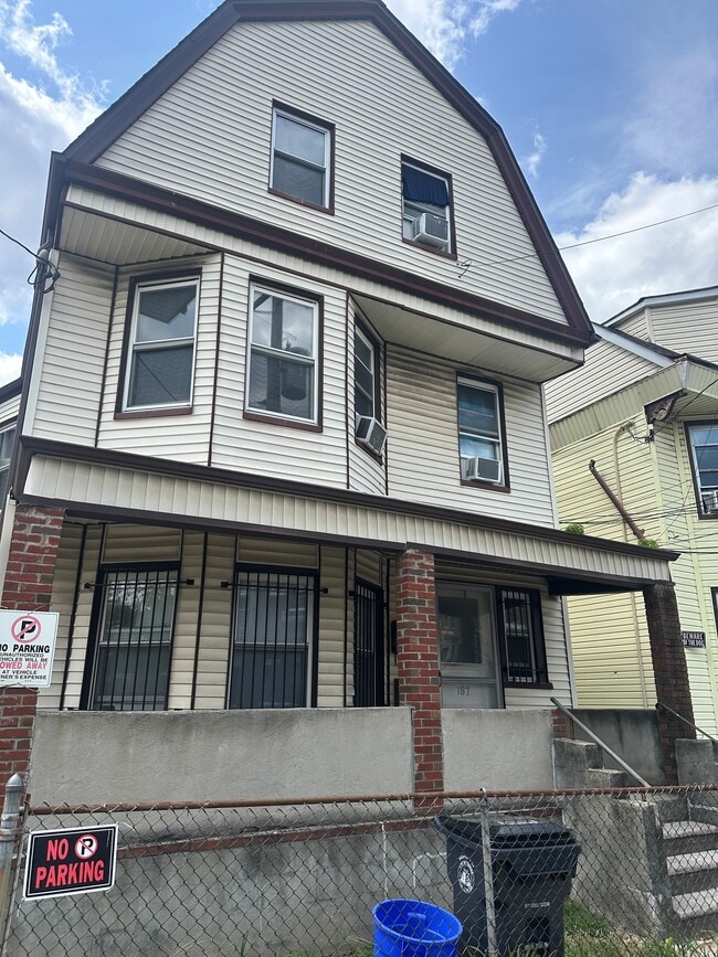 Building Photo - 187 S 11th St Unit 2 Rental