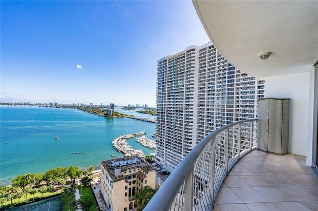 Photo - 1750 N Bayshore Dr Unit 2301