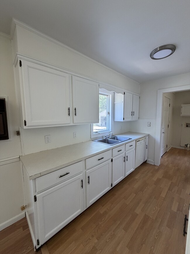 Photo - 1108 Brittingham St
