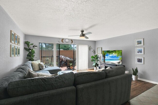 Photo - 6100 Gulfport Blvd S Unit 111