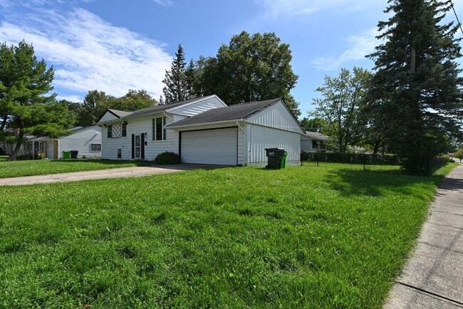 23580 Comstock Rd