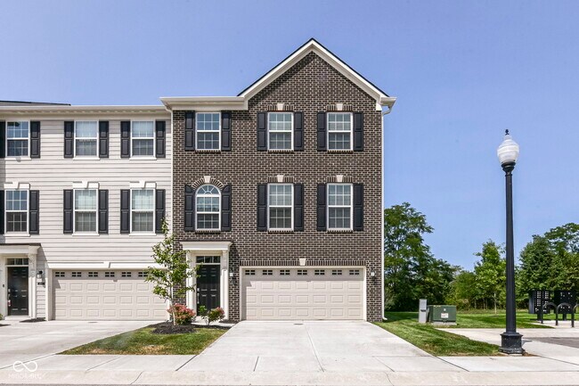 Building Photo - 6898 Sunstone Pl Rental