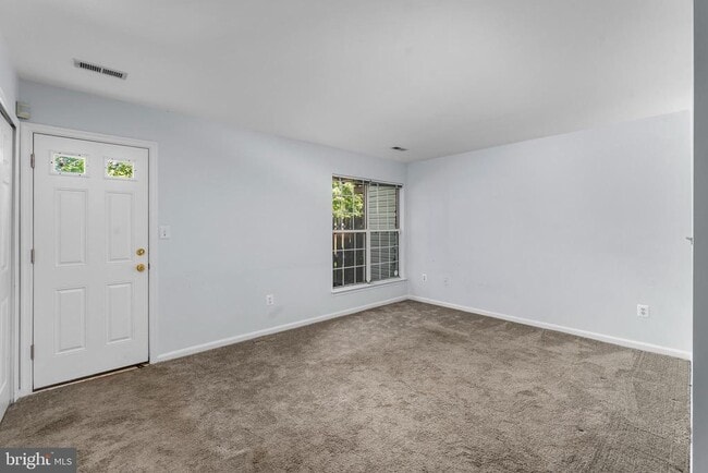 Photo - 2204 Commissary Cir