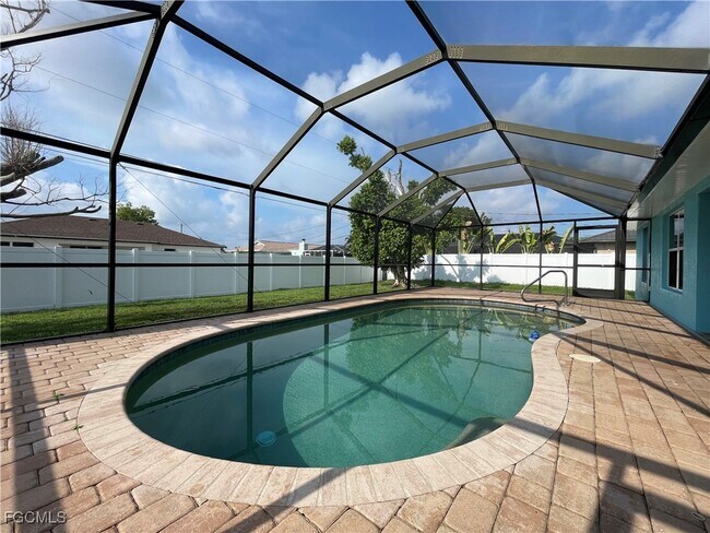 Photo - 630 SW 28th Terrace