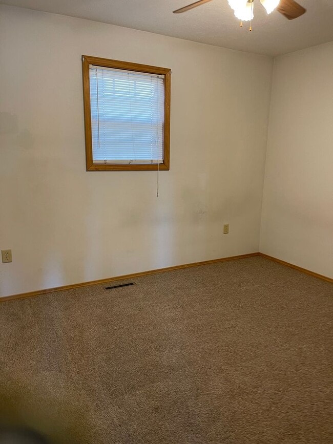 Photo - 2 BEDROOM 1 BATHROOM APARTMENT FOR RENT