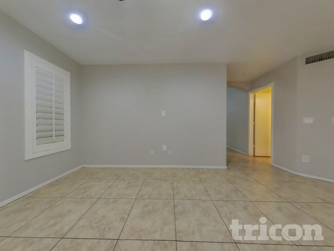 Photo - 12917 W Windsor Ave