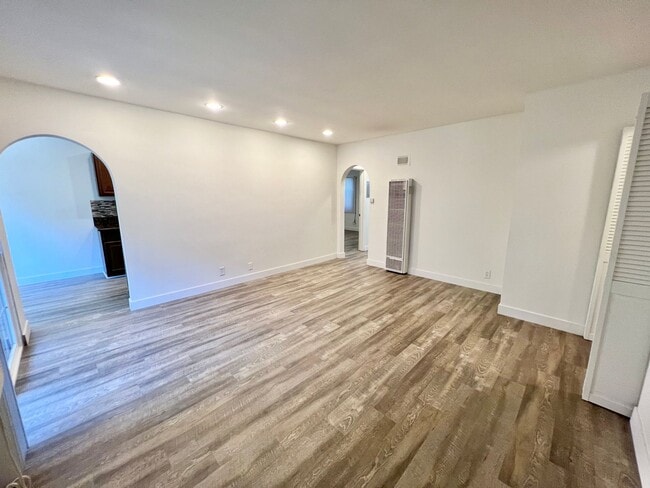 Photo - 3608 Keystone Av