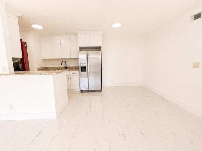 Photo - 588 Trace Cir Unit 104