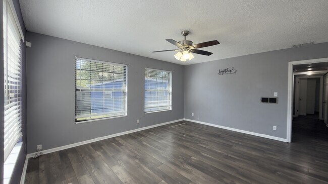 Photo - 1480 Alecia Dr