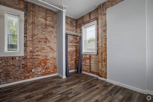 Studio, 1BA - 349SF - Living Room