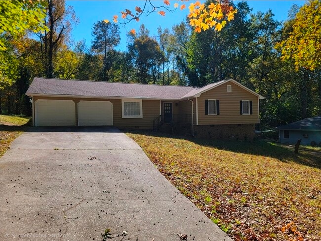 Building Photo - 270 Huckleberry Ln