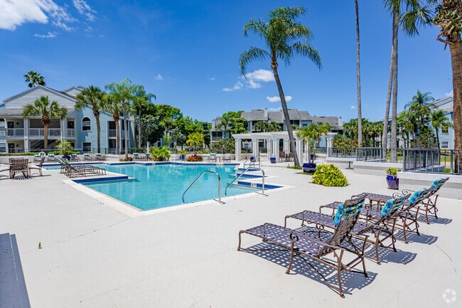 Building Photo - THE RETREAT AT VISTA LAKE Rental
