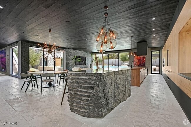 Building Photo - 4155 Badura Ave Rental
