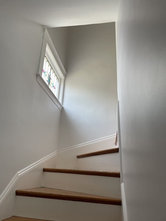 Photo - 665 Belmont St Unit 2