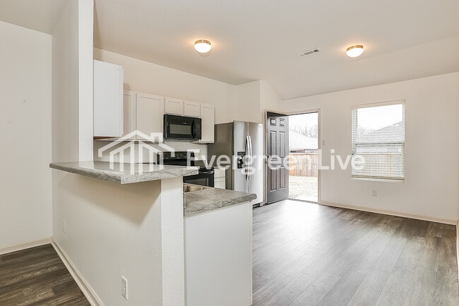 Photo - 1085 Rockwell Dr