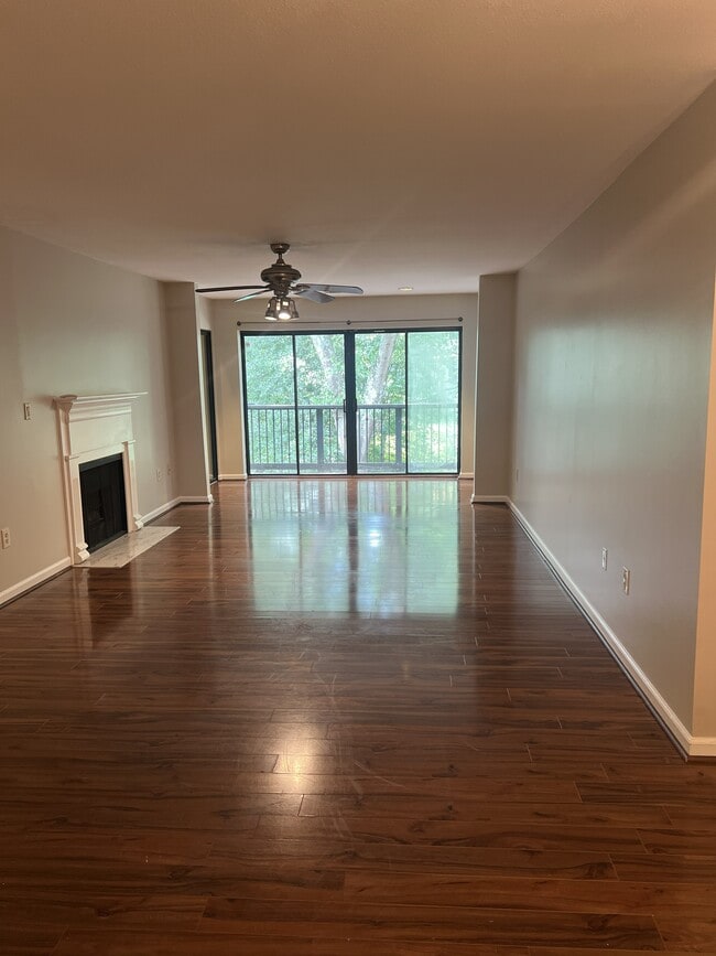 Photo - 2301 Pine Heights Dr NE Unit Lenox Heights