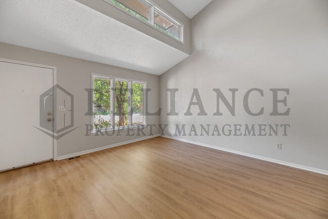 Photo - 10919 W Nantucket St