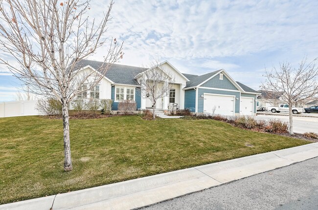 Photo - Beautiful 6-Bedroom Home in Eagle Mountain!