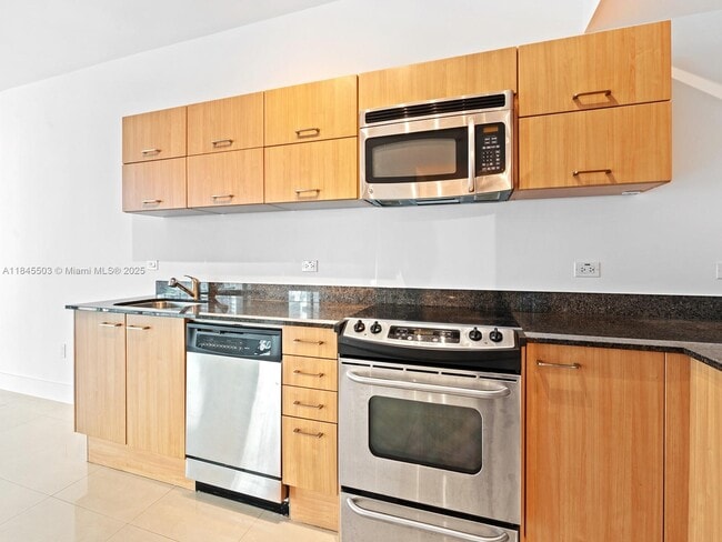 Photo - 350 S Miami Ave Unidad 1610