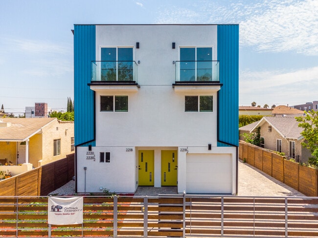 Building Photo - 2218 Carmona Ave Rental