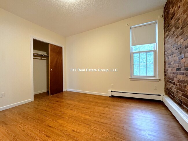 Photo - 70 S Huntington Ave Unit 15