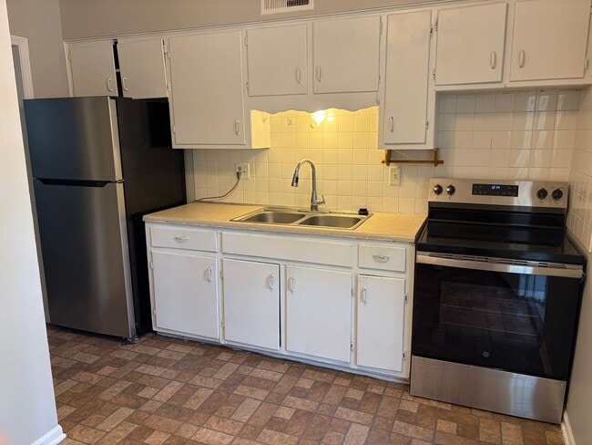 13121 6 St