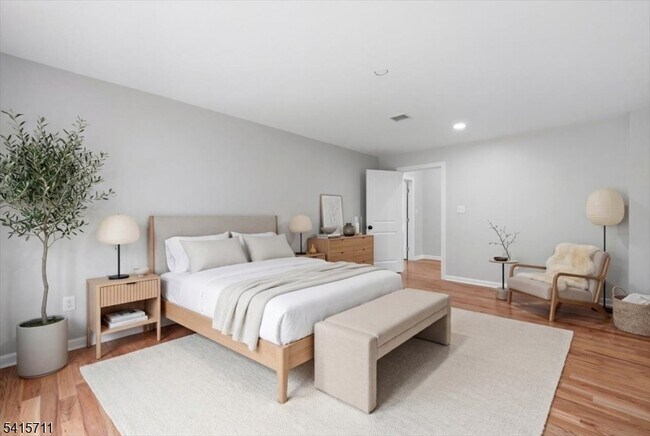 Photo - 17 Richter St