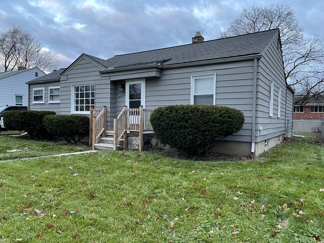 Photo - Newly Renovated 4-Bedroom Ranch with Basem...